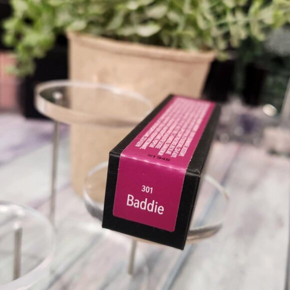 Color Street Lipstick- Baddie - Picture 6 of 6
